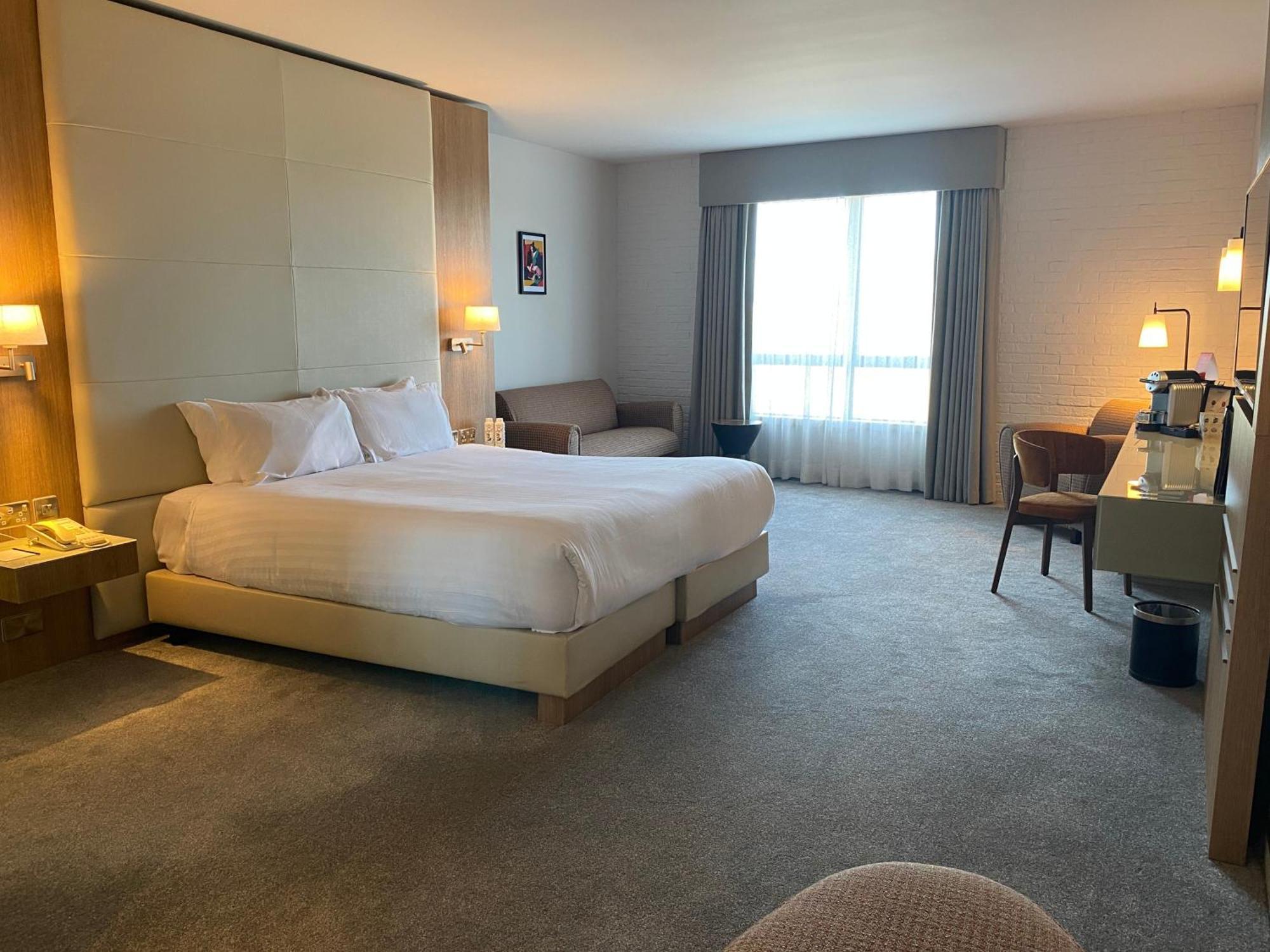 Superior King Room